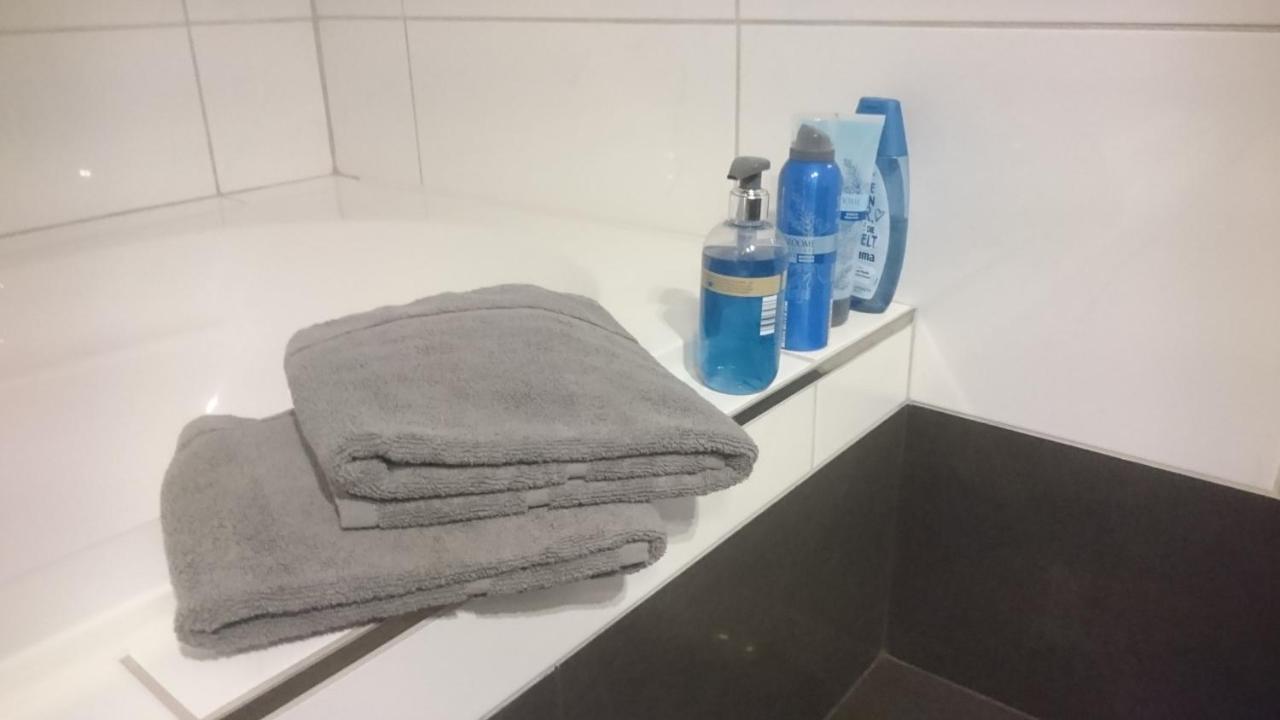 K82 Bnb & Hotel Kirchentellinsfurt 外观 照片